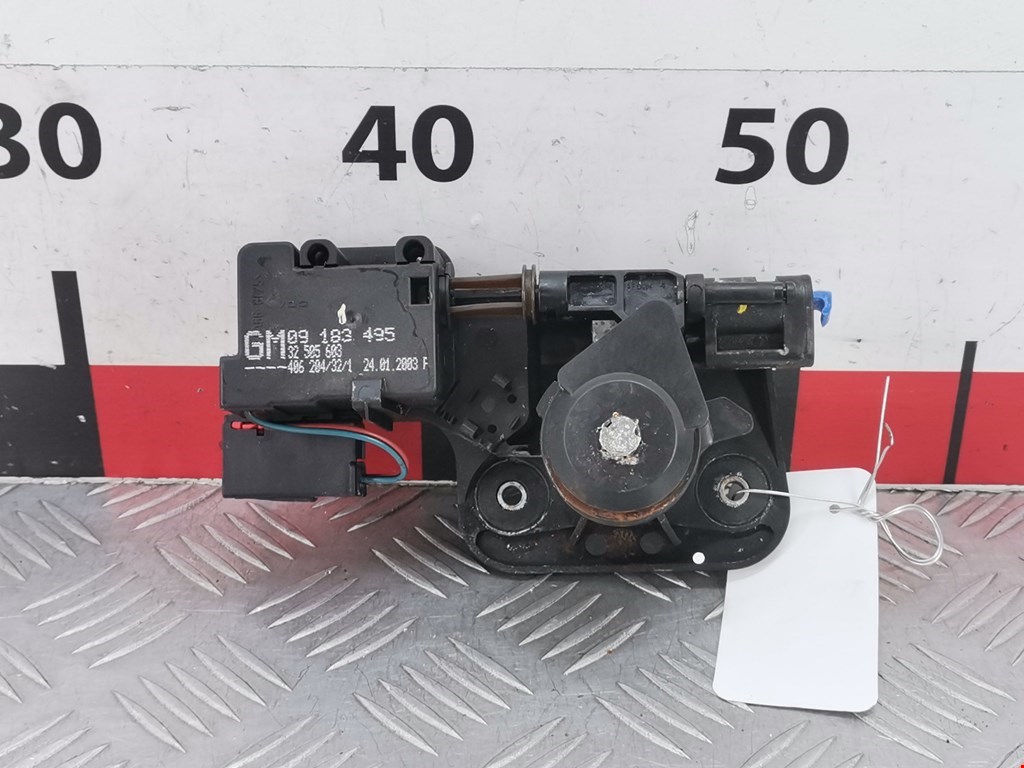 Ручка двери багажника наружная OPEL Corsa C 2000-2006