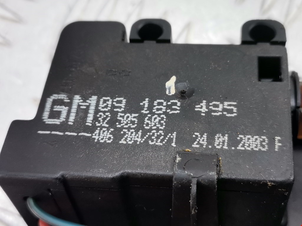 Ручка двери багажника наружная OPEL Corsa C 2000-2006