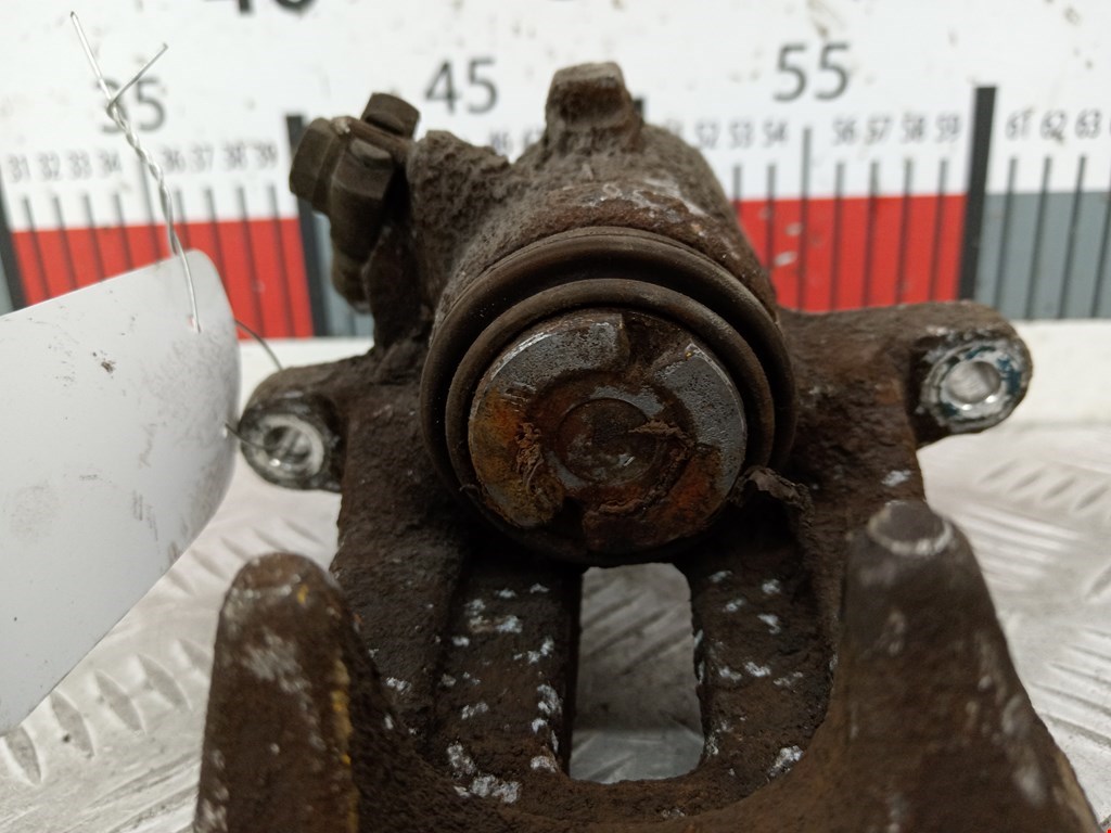 Суппорт задний правый AUDI A4 B6 2001-2005