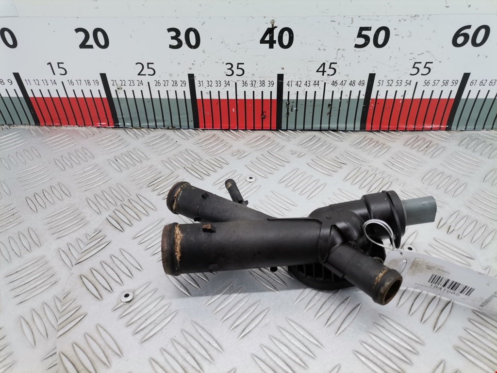 Тройник системы охлаждения SKODA Octavia A5 1Z- 2004-2013