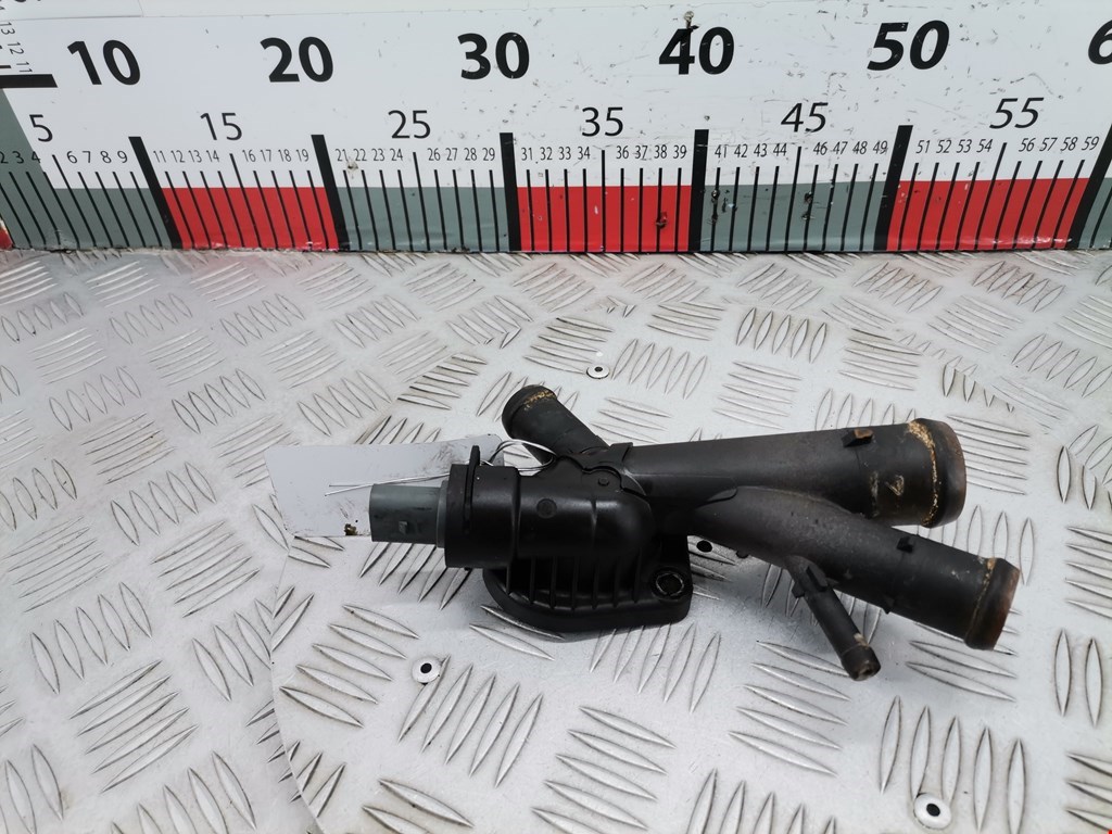 Тройник системы охлаждения SKODA Octavia A5 1Z- 2004-2013