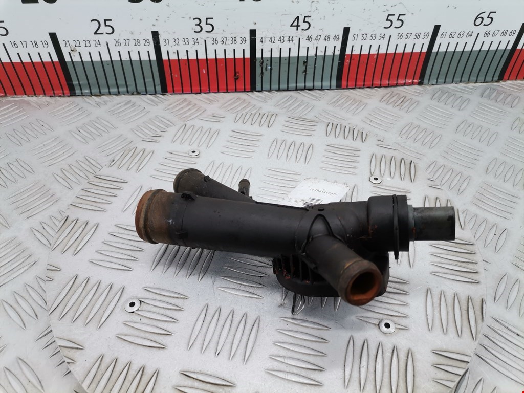 Тройник системы охлаждения SKODA Octavia A5 1Z- 2004-2013