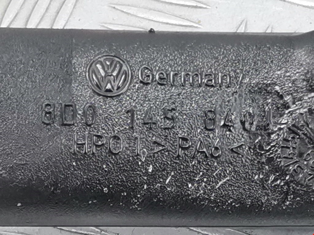 Патрубок интеркулера VOLKSWAGEN Passat B5 1997-2005