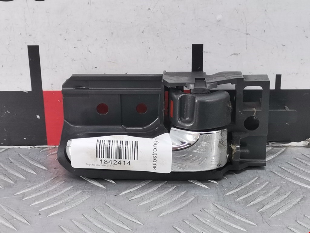 Ручка дверная задняя внутренняя правая TOYOTA Corolla E120 2001-2006