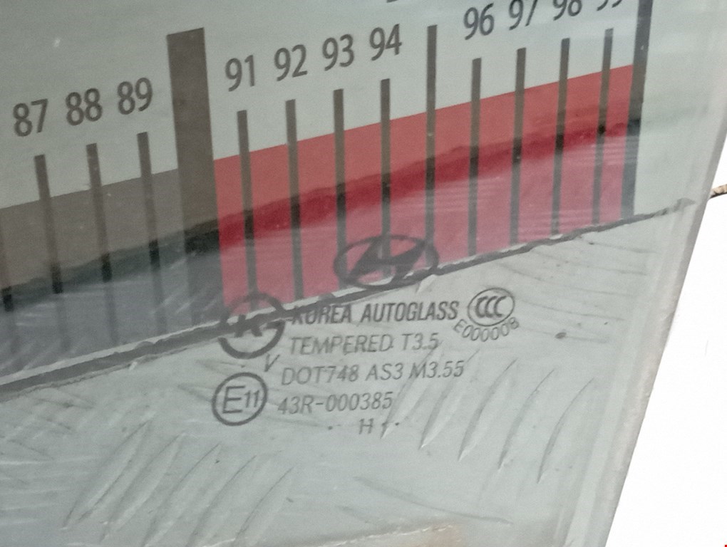 Стекло двери заднее левое HYUNDAI Santa Fe CM 2005-2012