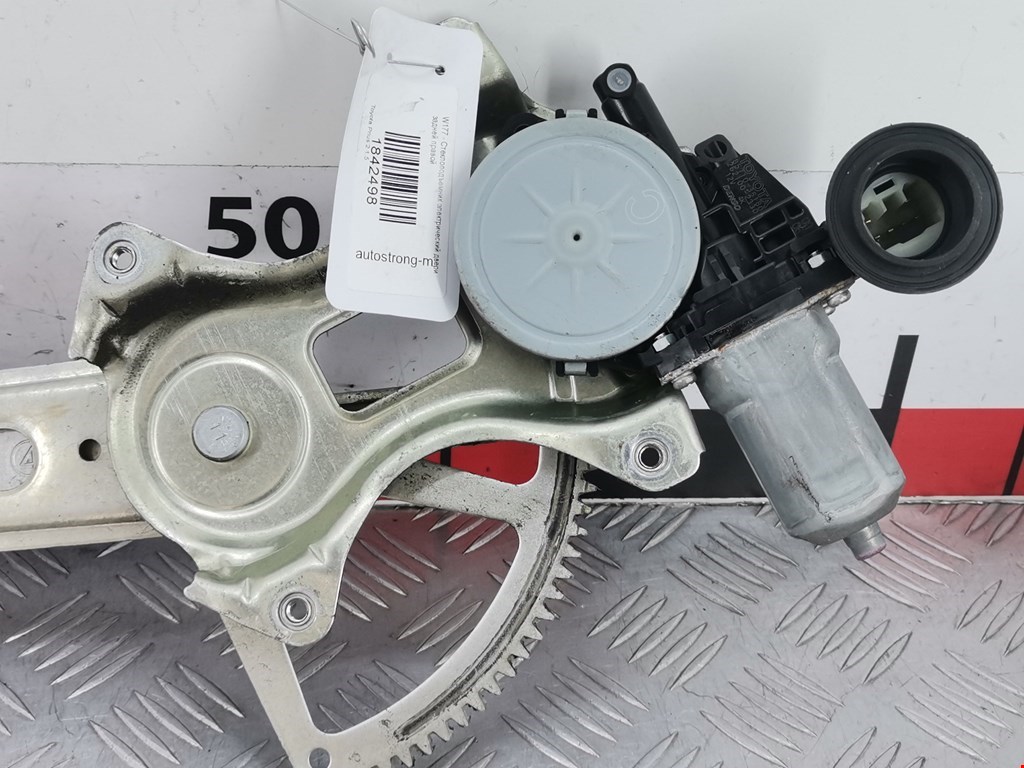 Стеклоподъемник задний правый TOYOTA Prius II XW20 2003-2012