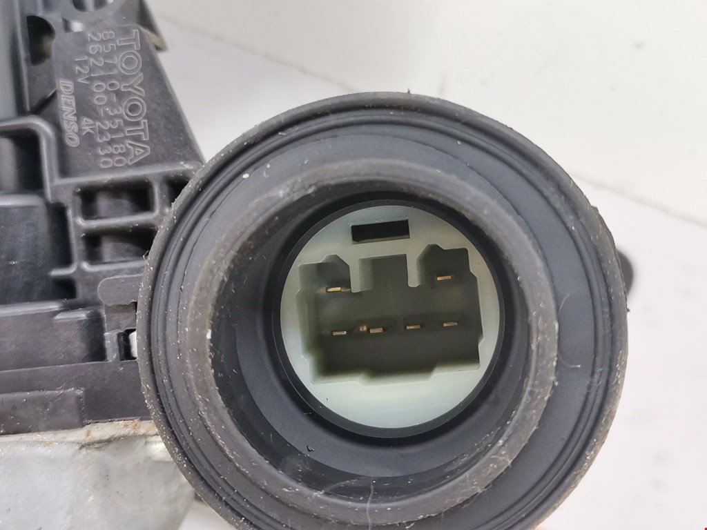 Стеклоподъемник задний правый TOYOTA Prius II XW20 2003-2012