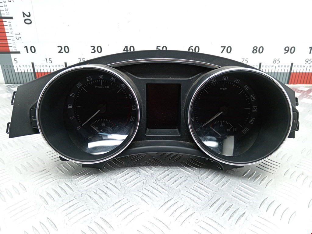 Панель приборов (щиток) SKODA Superb 2008-2015