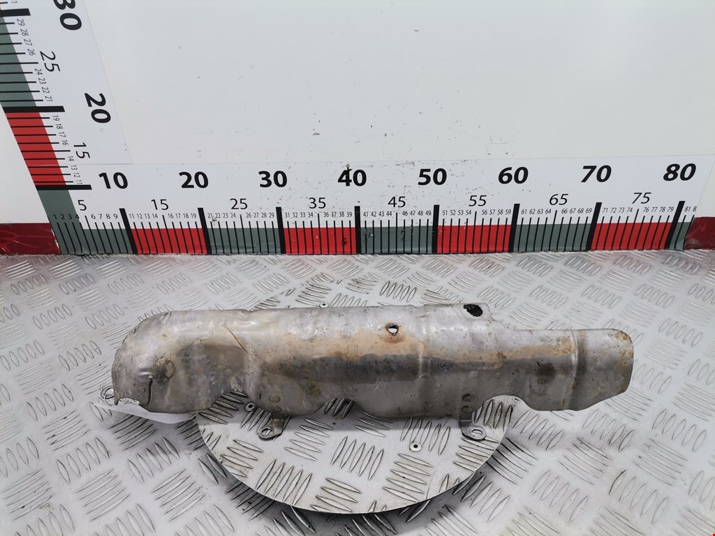 Экран тепловой VOLKSWAGEN Touareg 2002-2010