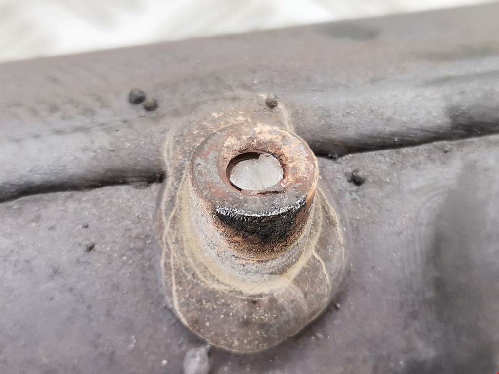 Коллектор выпускной VOLKSWAGEN Touareg 2002-2010