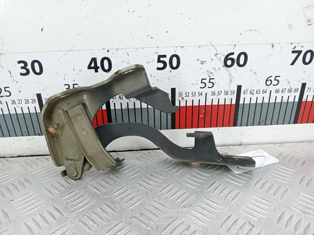 Петля капота левая/правая CHEVROLET Captiva 2006-2010