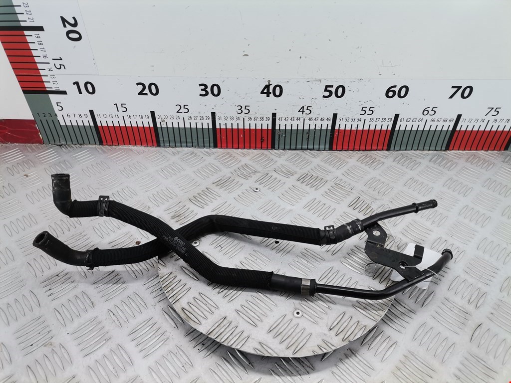 Патрубок VOLKSWAGEN Touareg 2002-2010