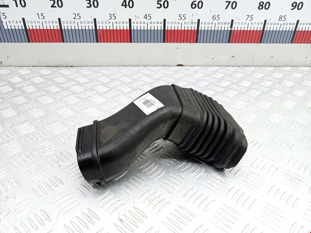 Патрубок воздушного фильтра MITSUBISHI Outlander GF0W 2012-н.в.