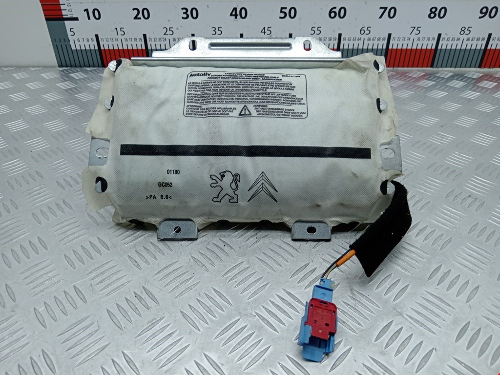 Подушка безопасности пассажирская (в торпедо) Peugeot 308 (2007-2015)