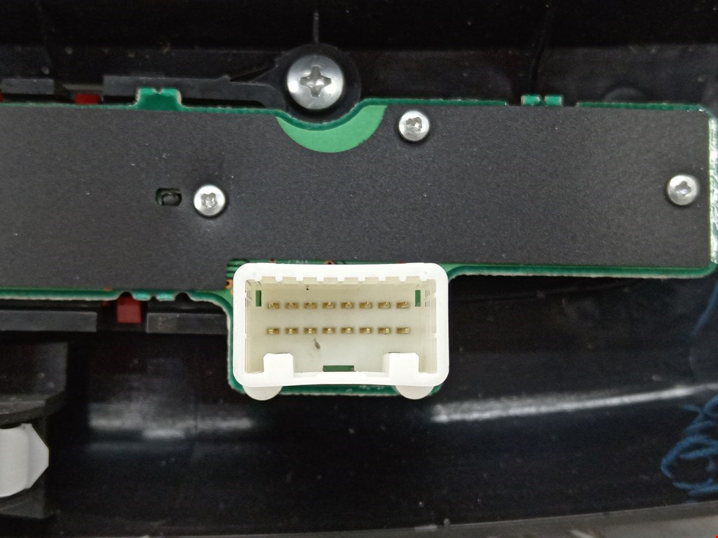 Кнопка аварийной сигнализации (аварийки) MITSUBISHI Outlander XL 2006-2012