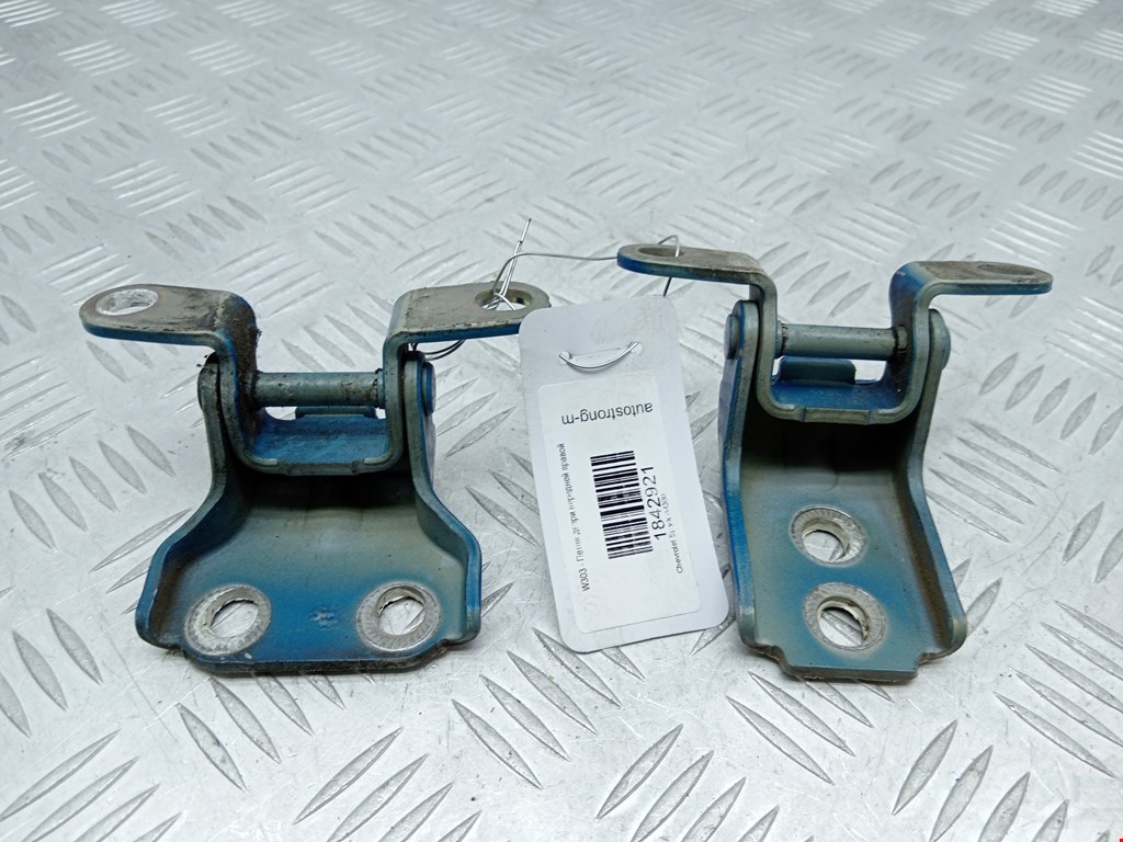 Петля двери передней правой Chevrolet Spark (M300) (2009-2016)