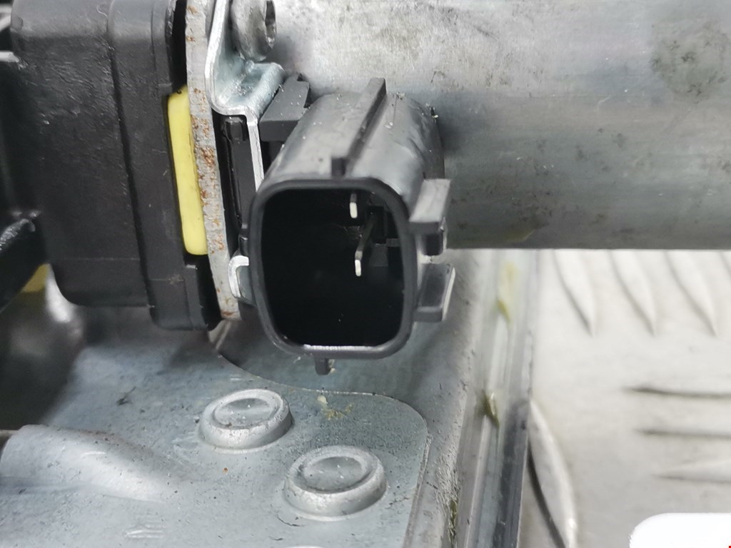 Стеклоподъемник задний правый DACIA Logan II 2014-2020