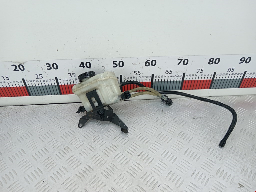 Бачок главного тормозного цилиндра OPEL Corsa D 2006-2014