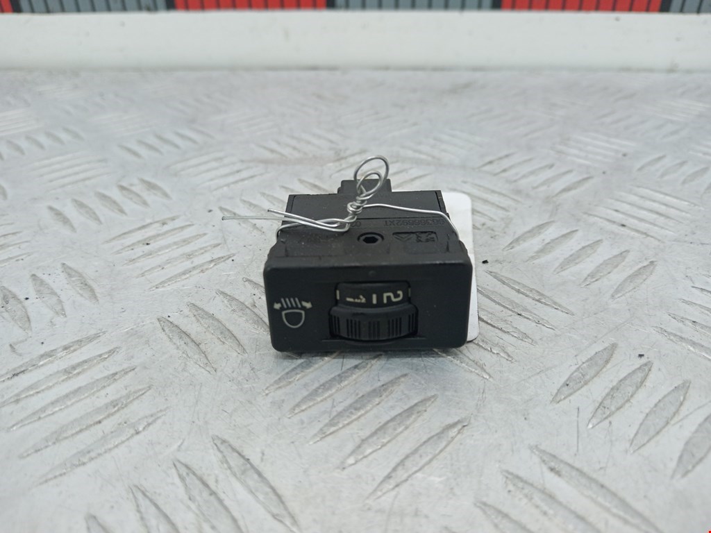 Кнопка корректора фар PEUGEOT 308 2007-2015