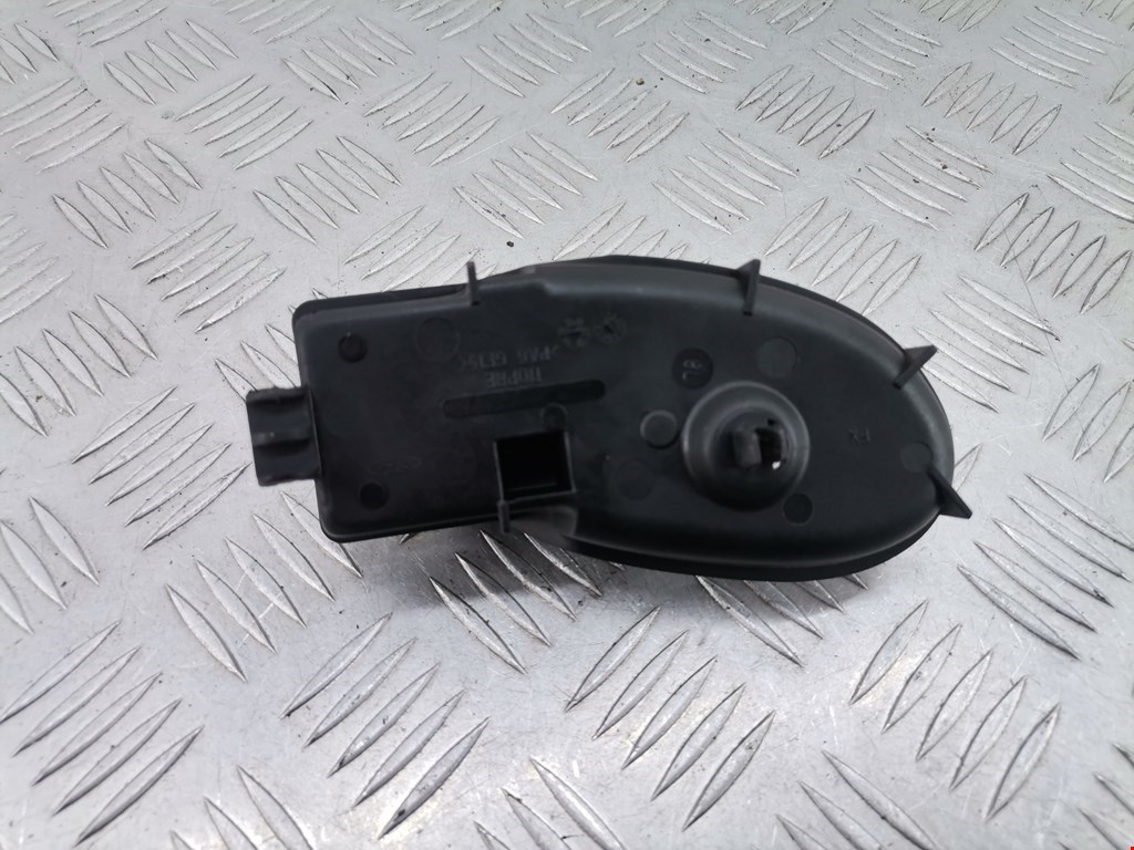 Ручка дверная задняя внутренняя левая FORD Focus I 1998-2005