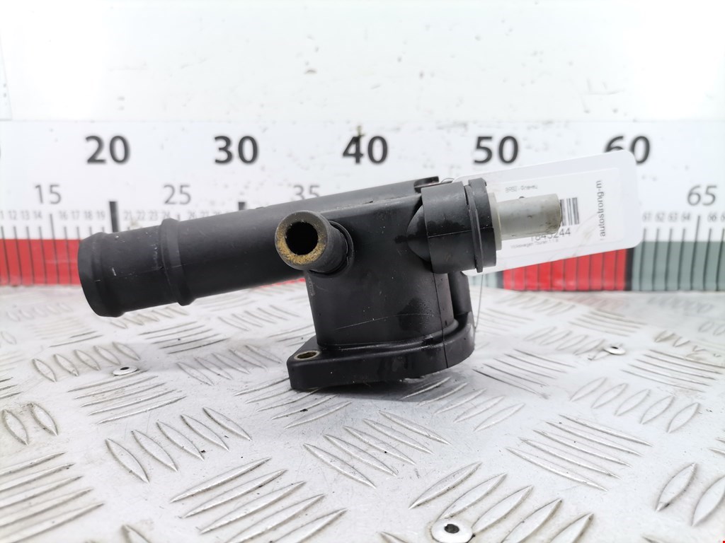 Тройник системы охлаждения VOLKSWAGEN Touran 2003-2010