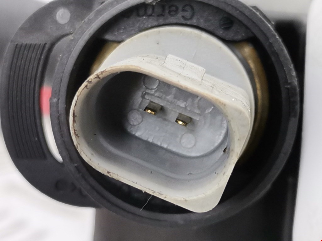 Тройник системы охлаждения VOLKSWAGEN Touran 2003-2010