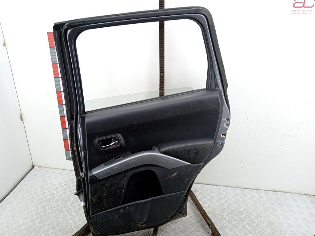 Дверь задняя правая MITSUBISHI Outlander XL 2006-2012