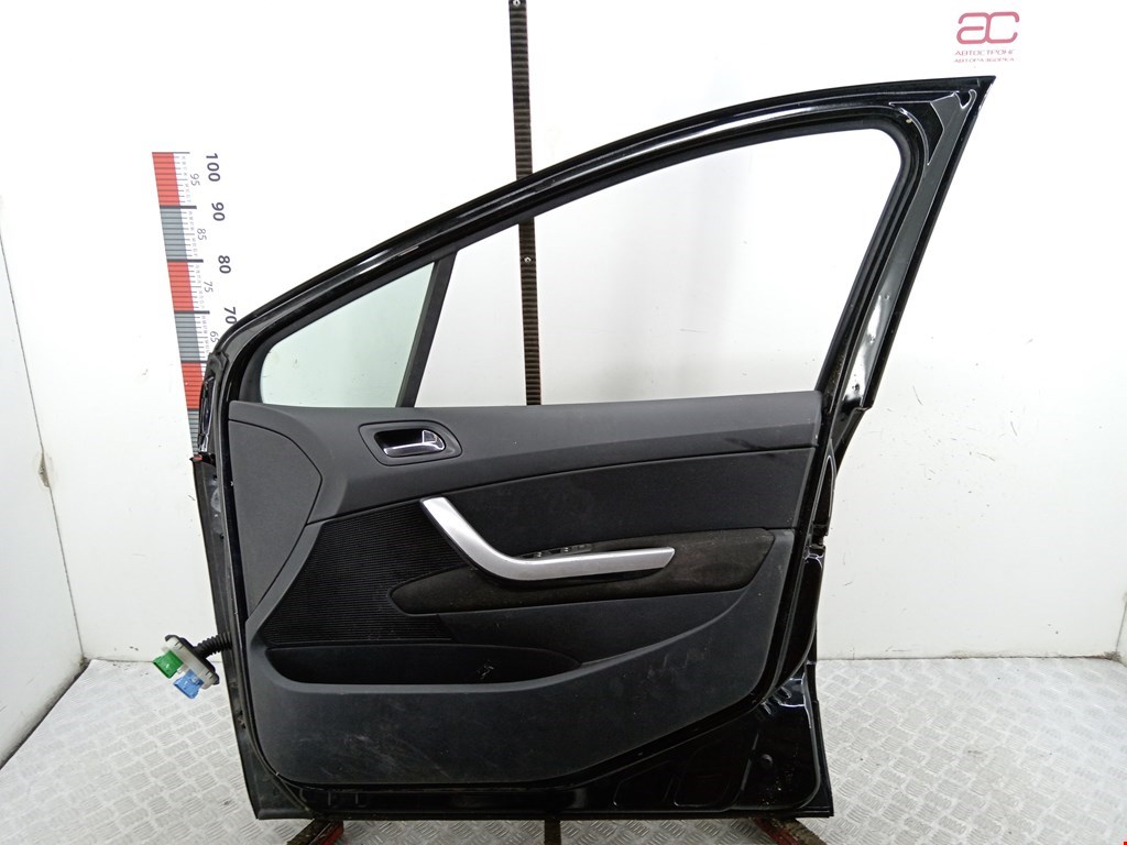Дверь передняя правая PEUGEOT 308 2007-2015