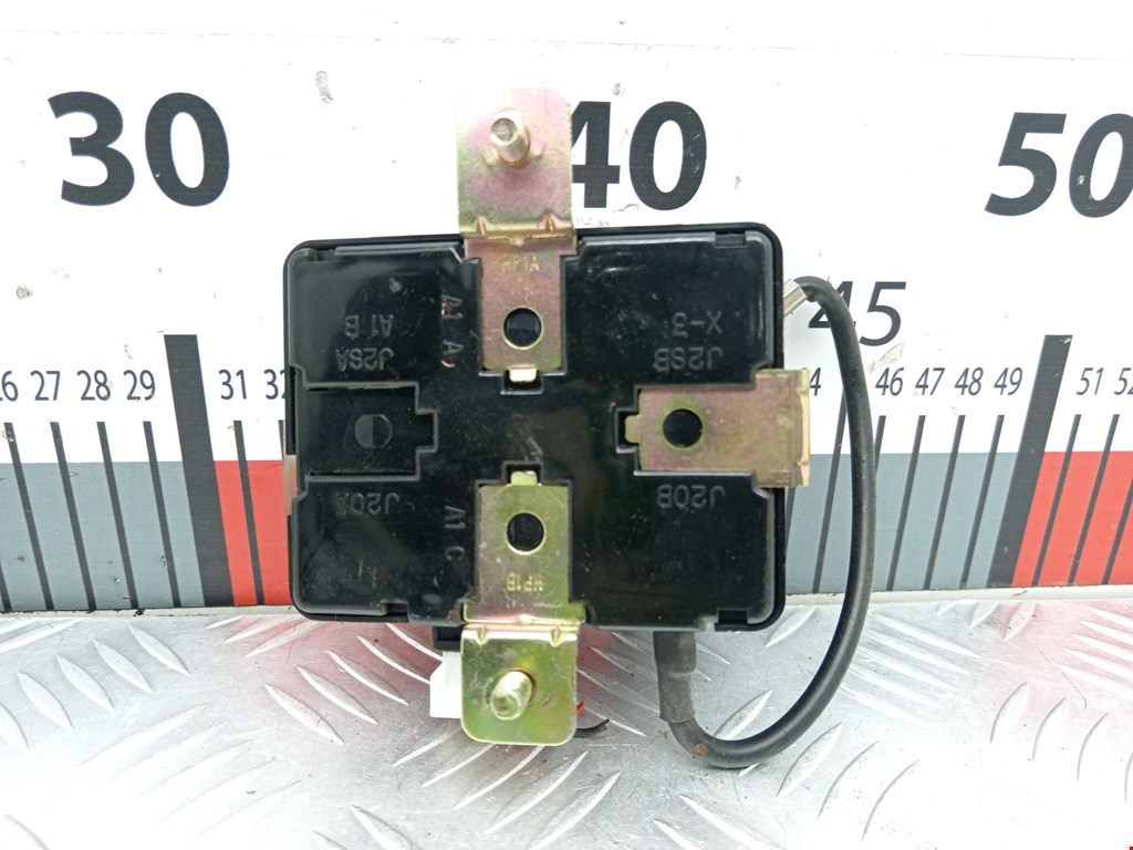 Блок управления центральным замком HYUNDAI Terracan 2001-2006