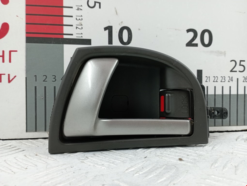 Ручка дверная задняя внутренняя левая HYUNDAI Santa Fe CM 2005-2012