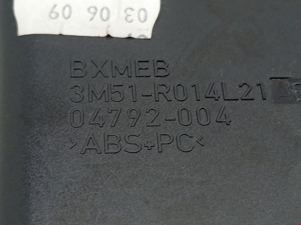 Дефлектор воздушный FORD Kuga 2008-2012