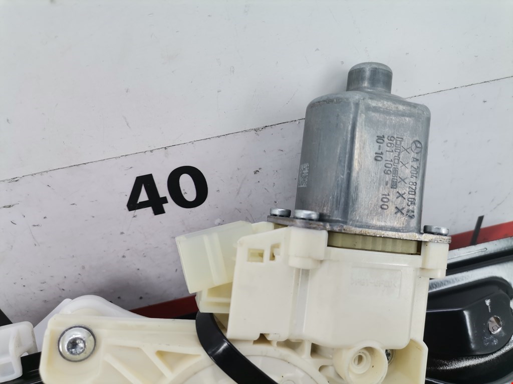 Стеклоподъемник задний левый MERCEDES-BENZ C-Class C-klasse W204 2007-2015