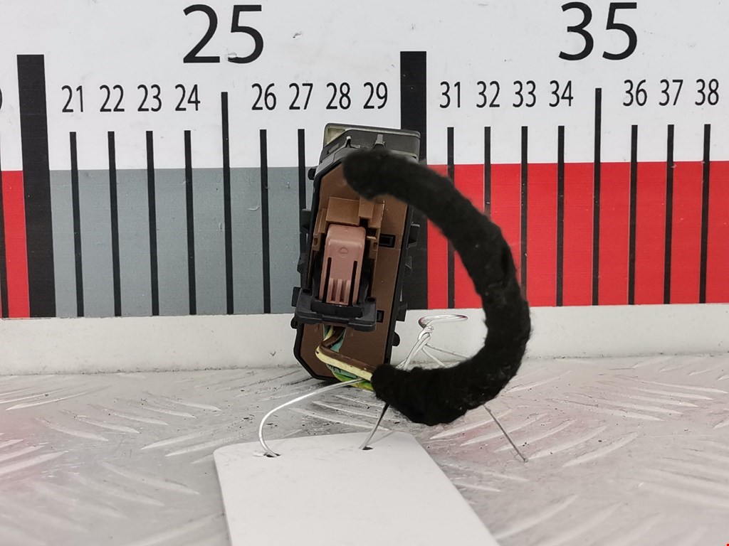 Кнопка центрального замка CITROEN C5 II 2007-2017