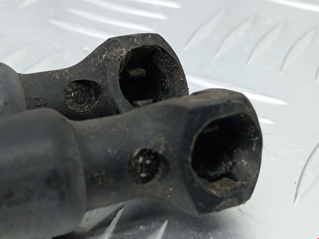 Амортизатор крышки (двери) багажника PEUGEOT 207 2006-2015