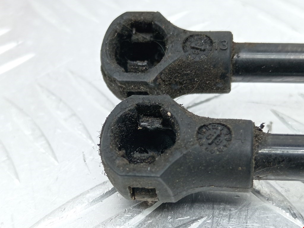 Амортизатор крышки (двери) багажника PEUGEOT 207 2006-2015