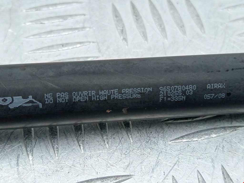 Амортизатор крышки (двери) багажника PEUGEOT 207 2006-2015