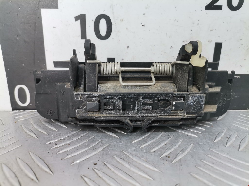 Ручка двери передней наружная правая AUDI A4 B6 2001-2005