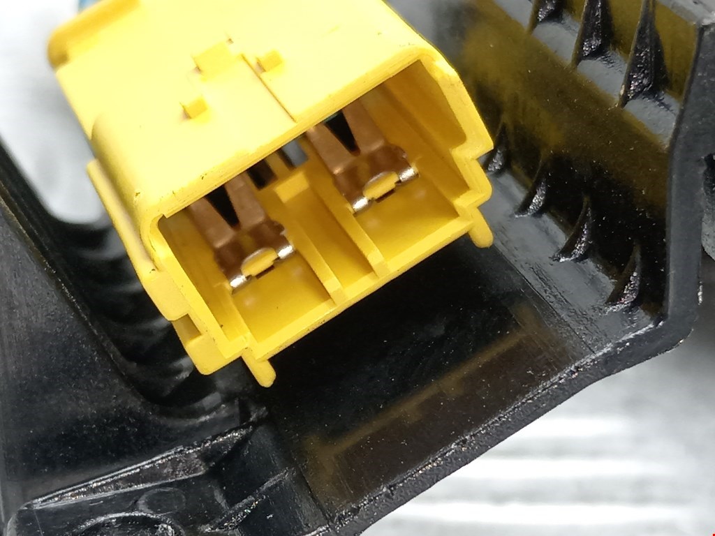 Подушка безопасности пассажирская (в торпедо) AUDI A4 B7 2004-2007