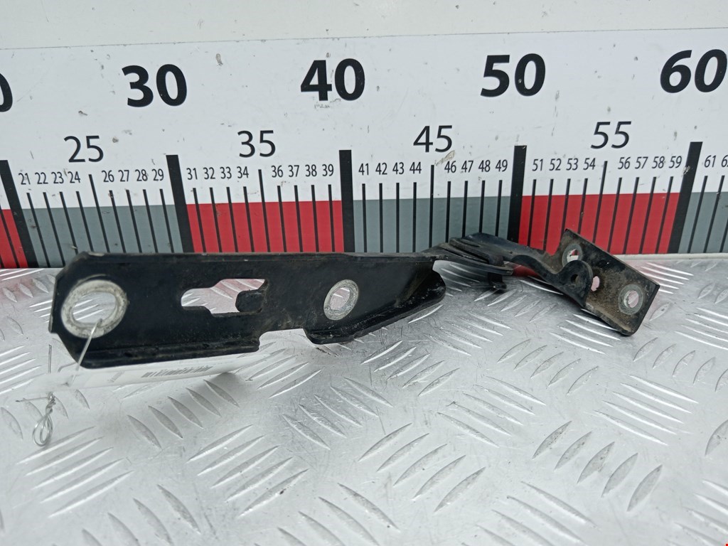 Петля капота левая/правая AUDI A4 B7 2004-2007