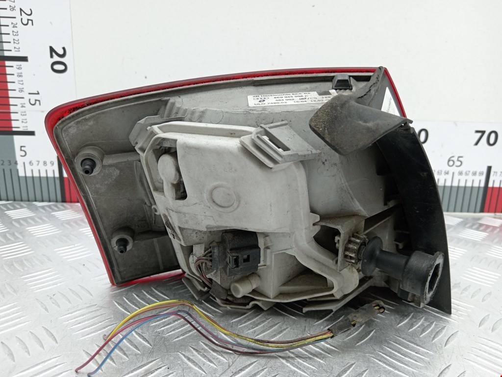 Фонарь задний правый AUDI A4 B7 2004-2007