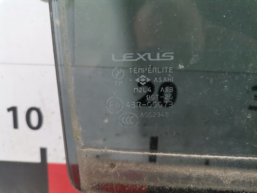 Стекло двери заднее правое LEXUS RX 300\330\350\400H 2003-2009