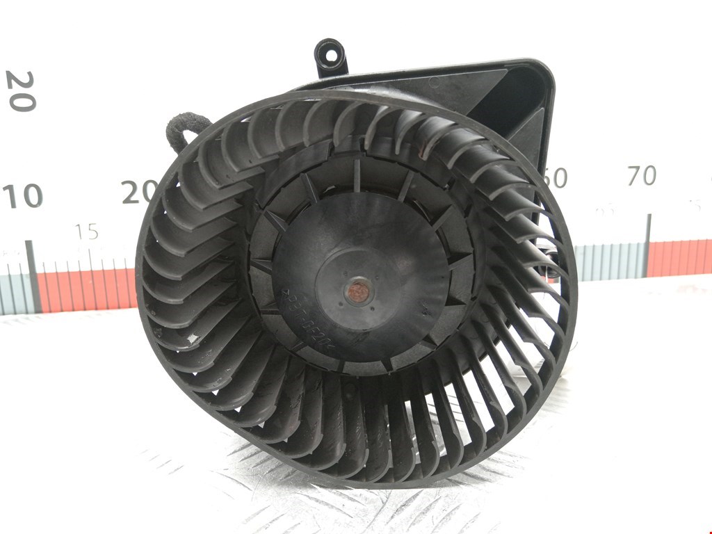 Моторчик (мотор) отопителя салона AUDI A4 B7 2004-2007