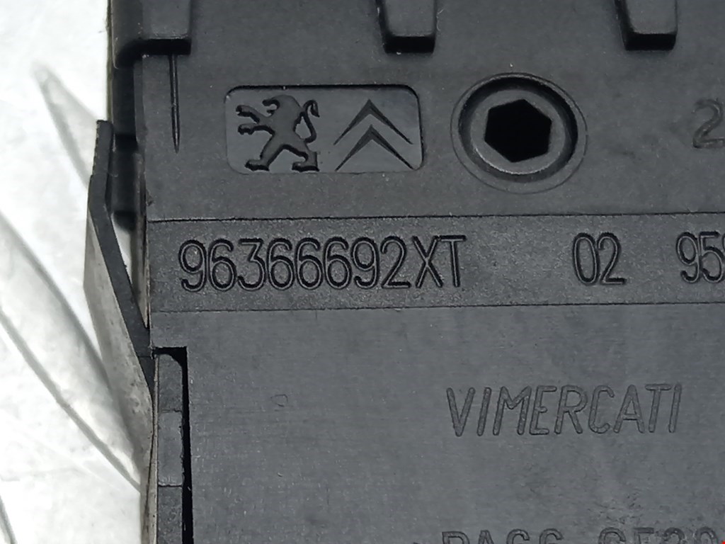 Кнопка корректора фар PEUGEOT 308 2007-2015