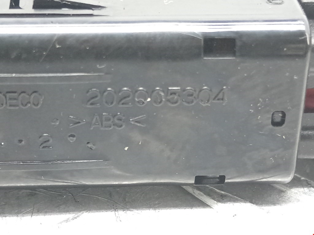 Кнопка антипробуксовочной системы CHEVROLET Captiva 2006-2010