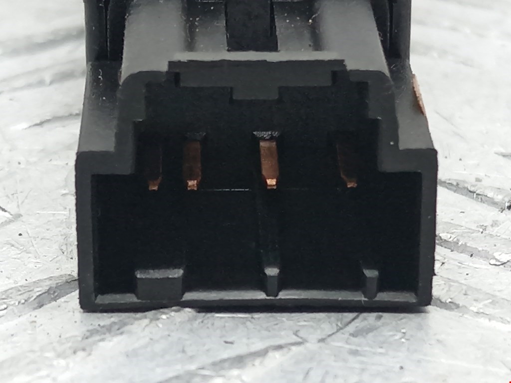 Кнопка антипробуксовочной системы CHEVROLET Captiva 2006-2010