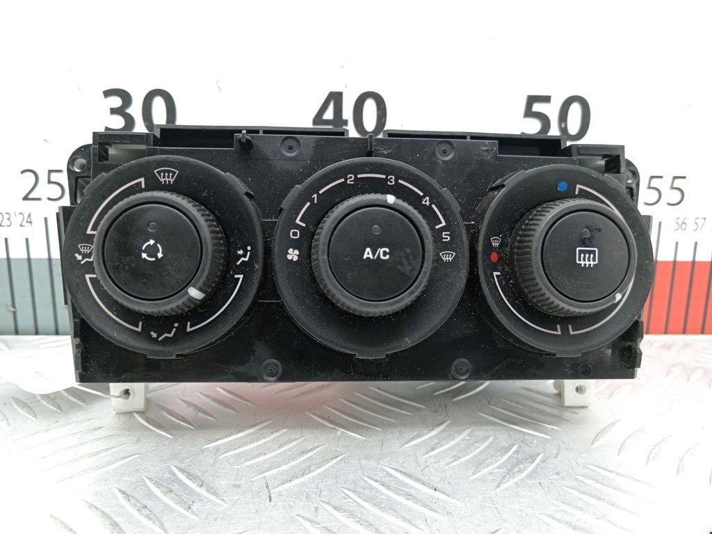 Блок управления климат-контроля Peugeot 308 (2007-2015)