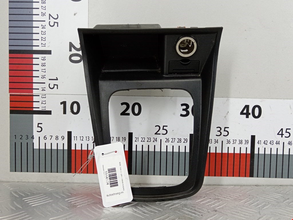 Накладка декоративная на кулису (рамка рычага КПП) Chevrolet Captiva 1 (2006-2018)