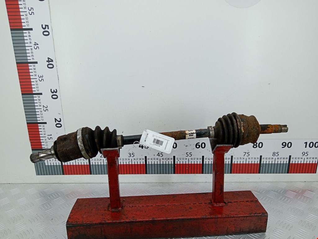 Полуось (привод, приводной вал) передняя левая OPEL Corsa D 2006-2014