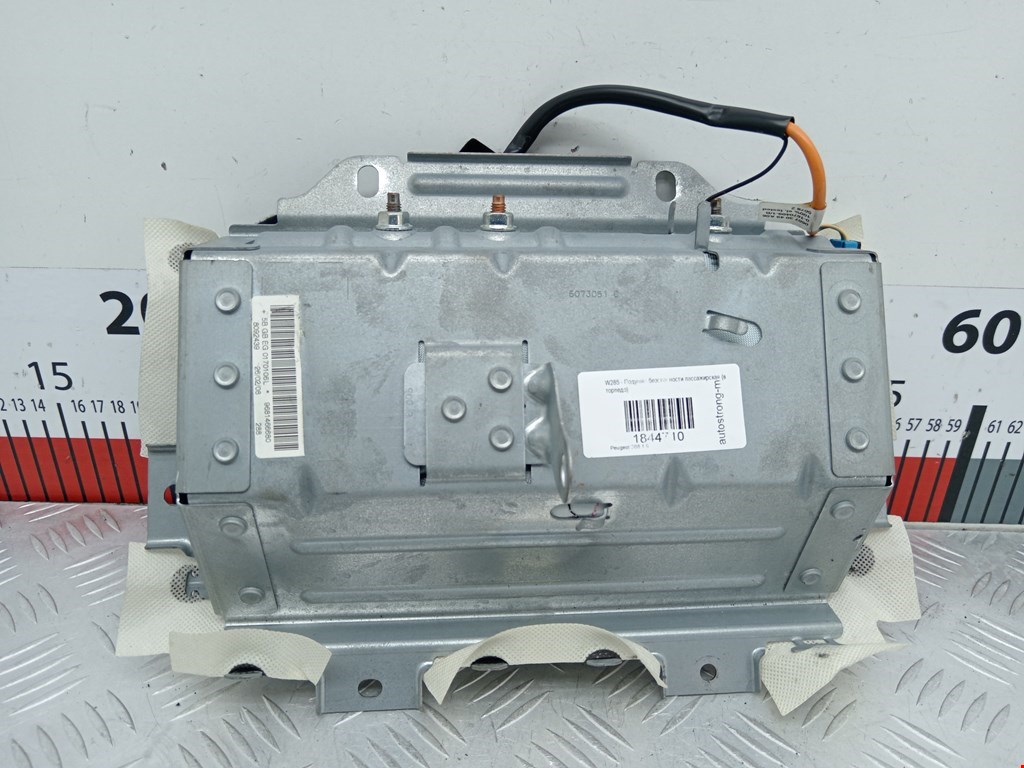 Подушка безопасности пассажирская (в торпедо) Peugeot 308 (2007-2015)