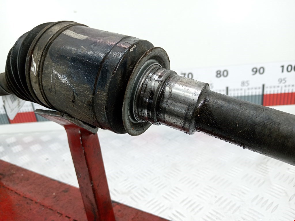 Полуось (привод, приводной вал) передняя правая MERCEDES-BENZ R-Class W251 2005-2017